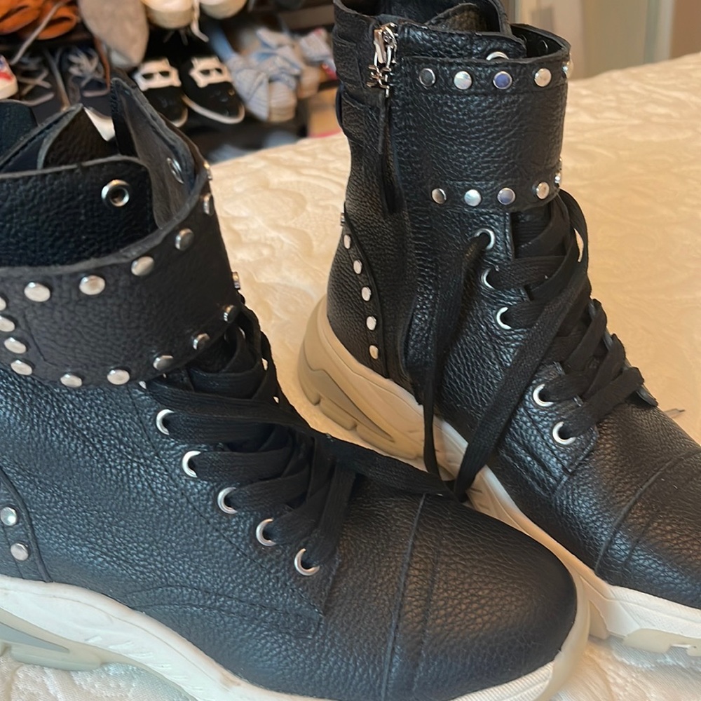 Sam Edleman boots- worn to one dinner!